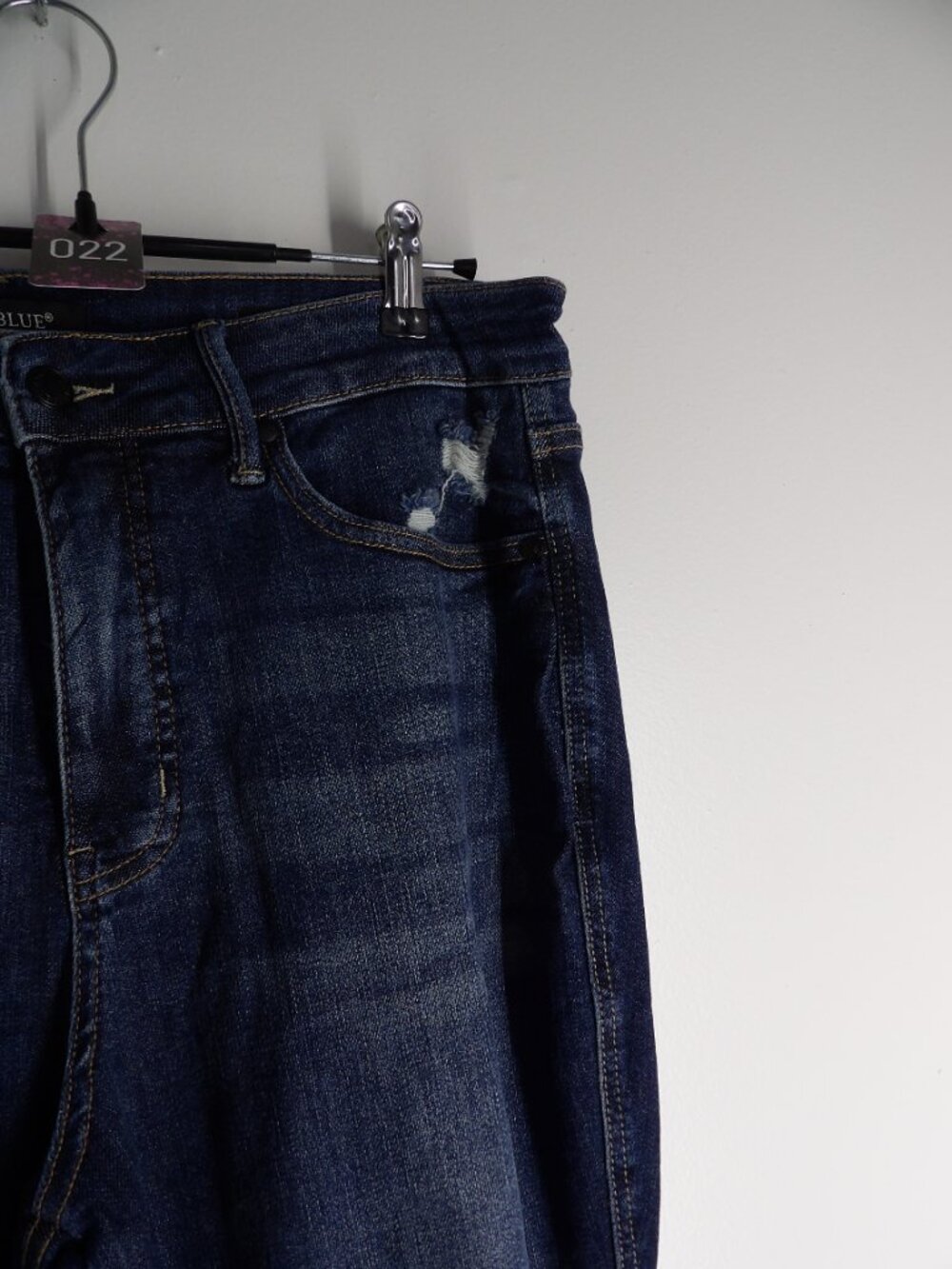 Judy Blue, Distressed flare jeans (Women's 14w) - Picture 5 of 8